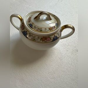 Noritake White Porcelain Bowl with Gold Details